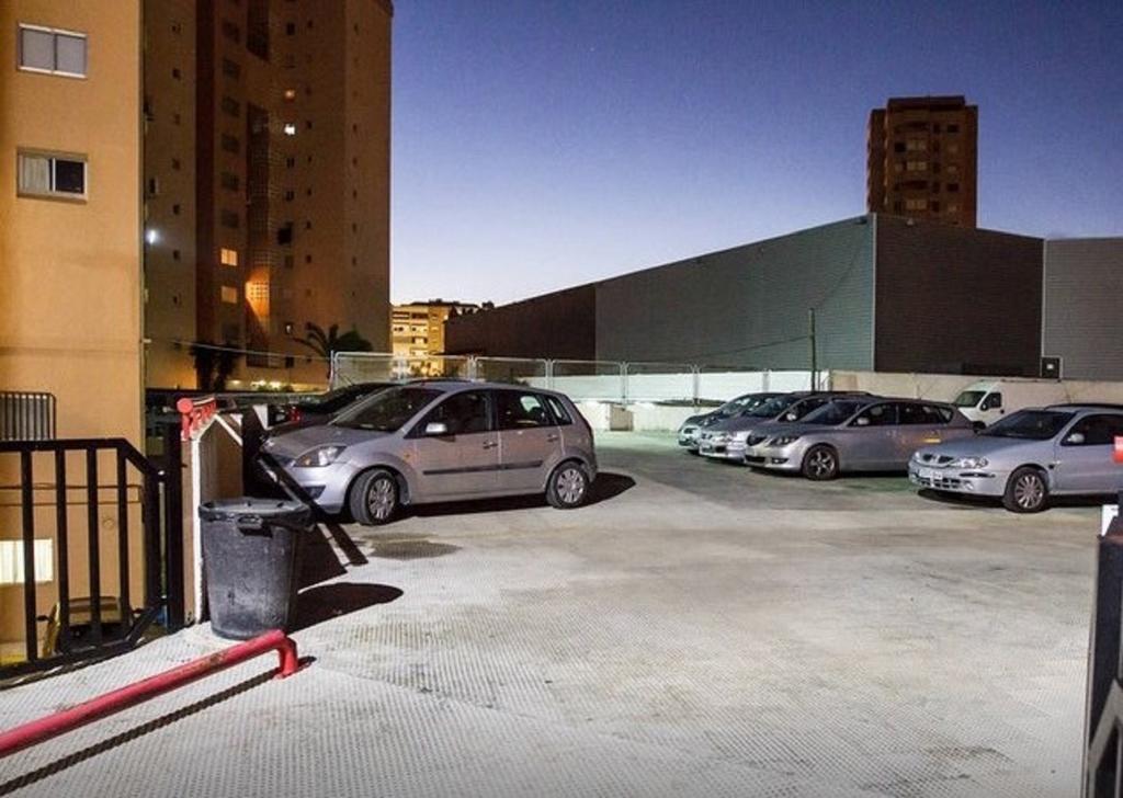 شقة Acacias IV بينايدورم المظهر الخارجي الصورة